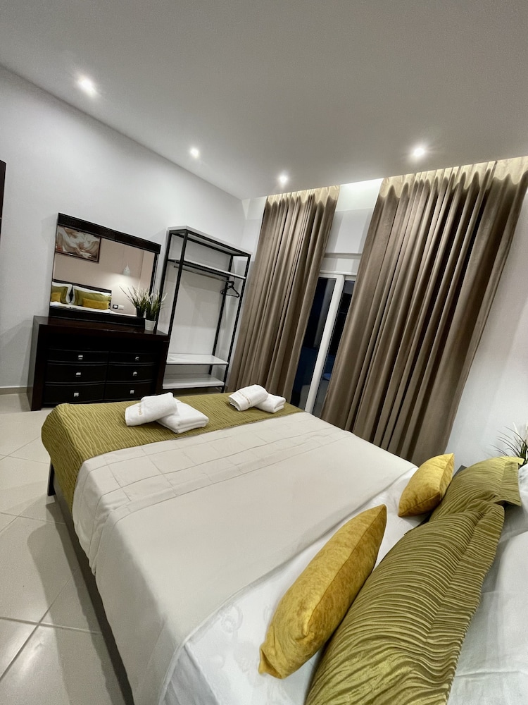 

Milano - Sarandë - Relax Apts Saranda