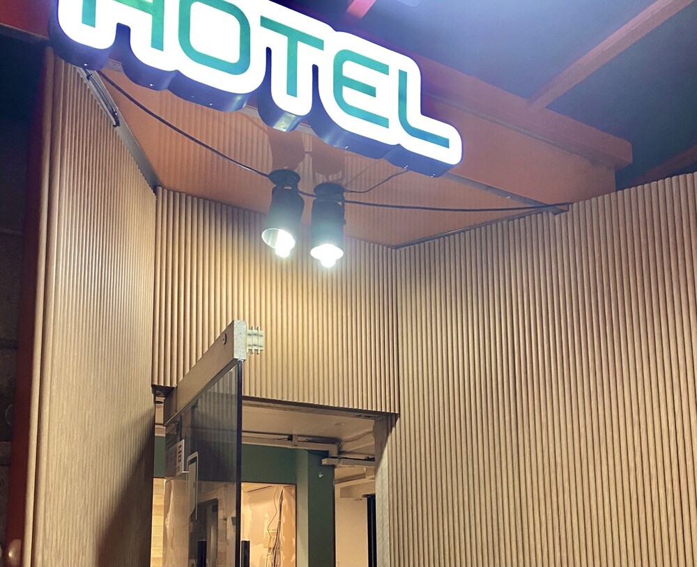 

Milano - Seoul - Maison Yongsan Hotel