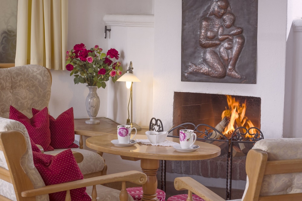 

Milano - Kitzbühel - Gartenhotel Rosenhof bei Kitzbühel