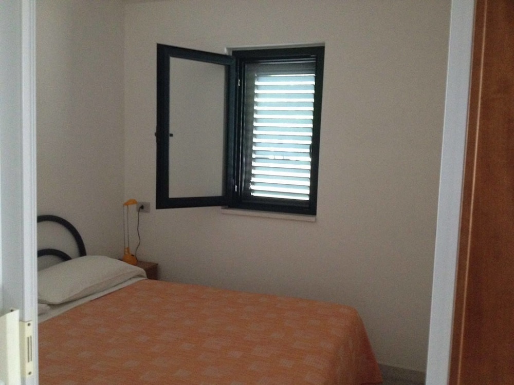 

Milano - Rodi Garganico - VIOLA Club Village & Camping