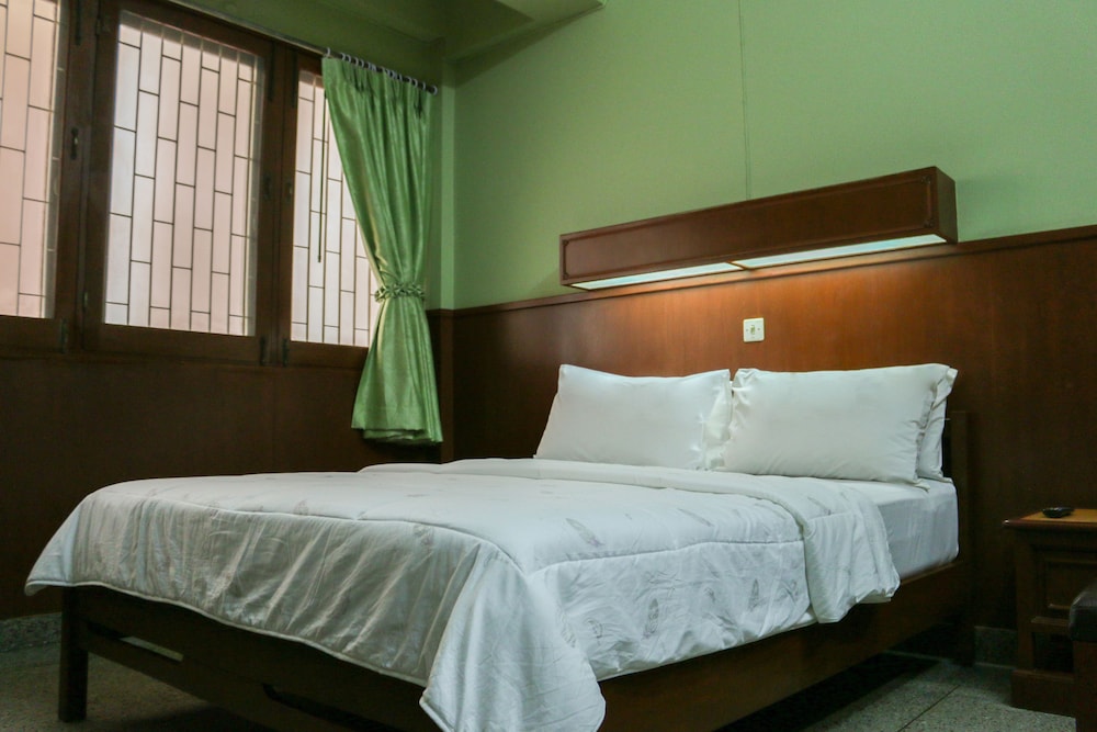 

Milano - Ban Ao Phra - Nakornping Hotel