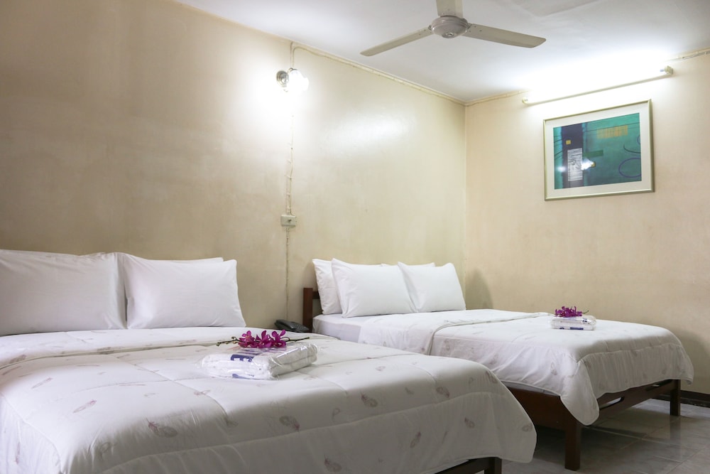 

Roma - Khao San - Nakornping Hotel