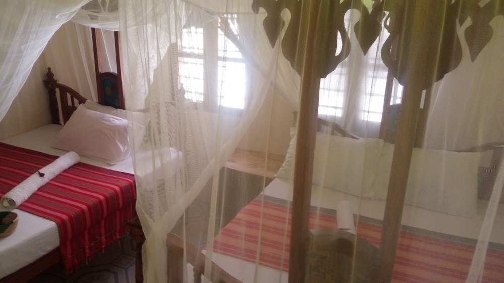 

Verona - Paje - Blue Earth Beach Bungalows