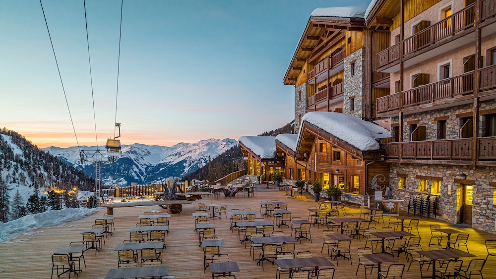 

Napoli - La Plagne - Hôtel Le Carlina by Les Etincelles