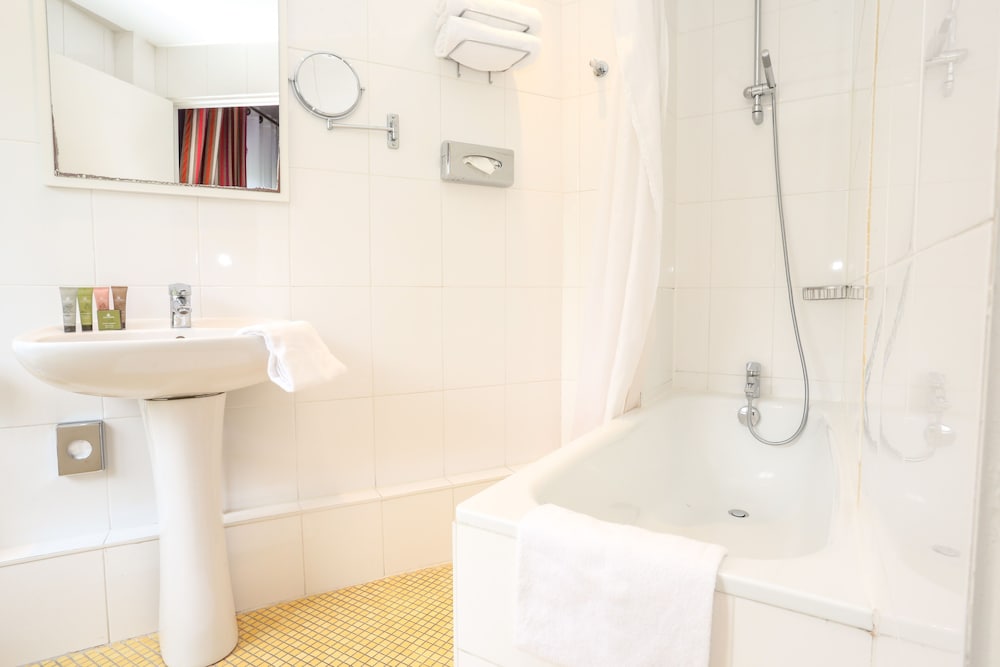 

Verona - Villeneuve-la-Garenne - Avalon Hotel