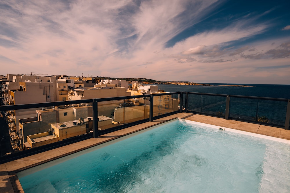 

Catania - Mellieha - Primera Hotel