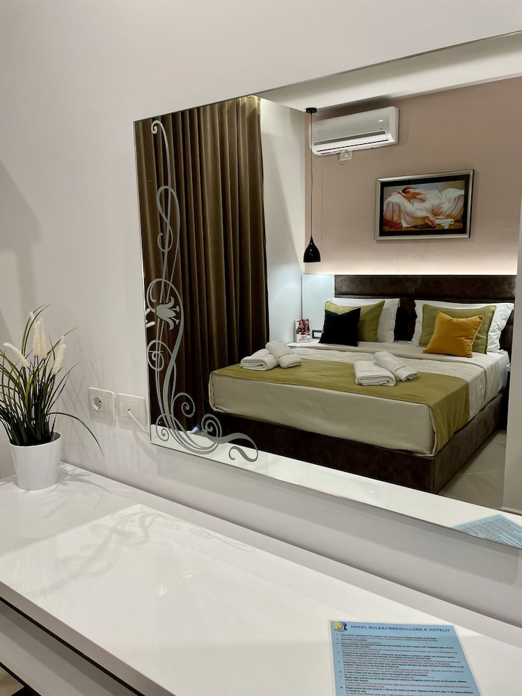 

Roma - Sarandë - Relax Apts Saranda