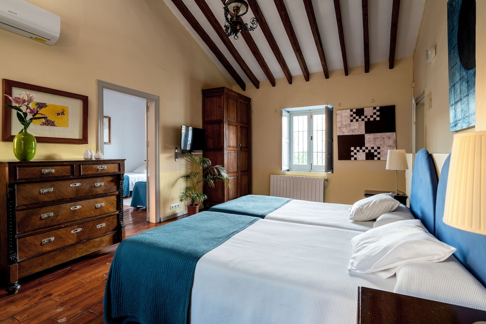 

Bologna - Denia - Art Boutique Hotel Chamarel