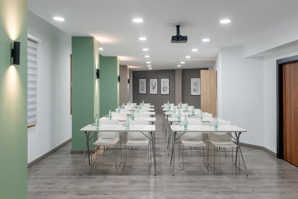 

Roma - Elche - Hotel Elche Centro , affiliated by Melia