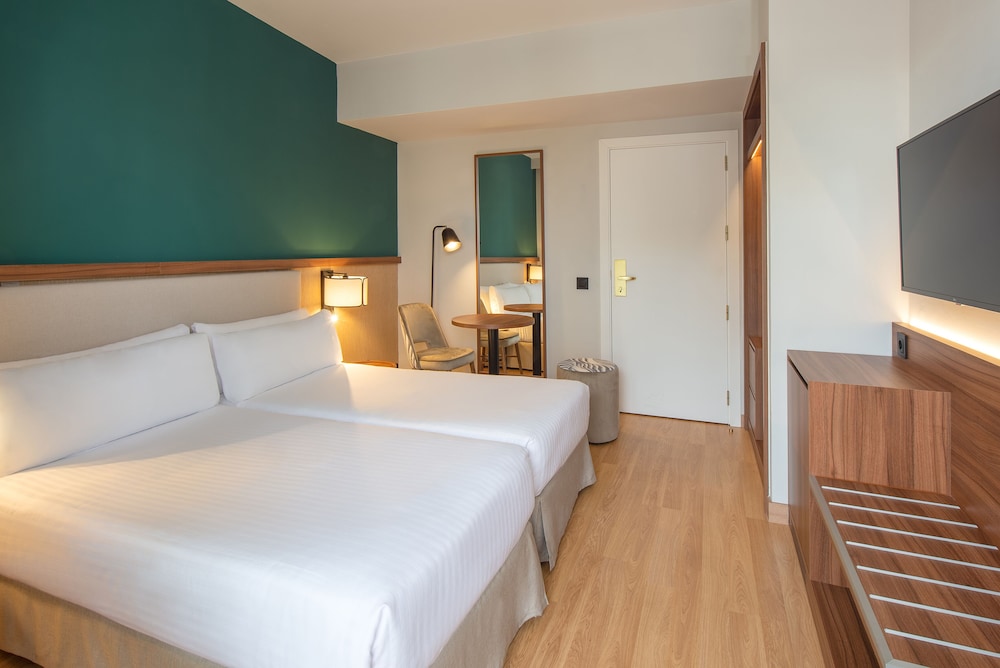 

Milano - Elche - Hotel Elche Centro , affiliated by Melia