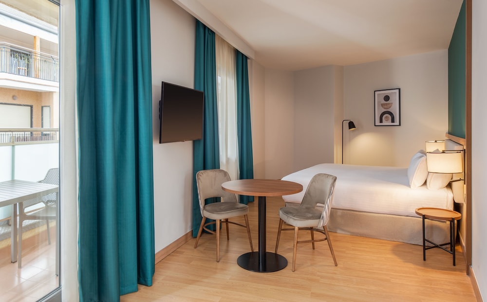 

Lamezia Terme - Elche - Hotel Elche Centro , affiliated by Melia