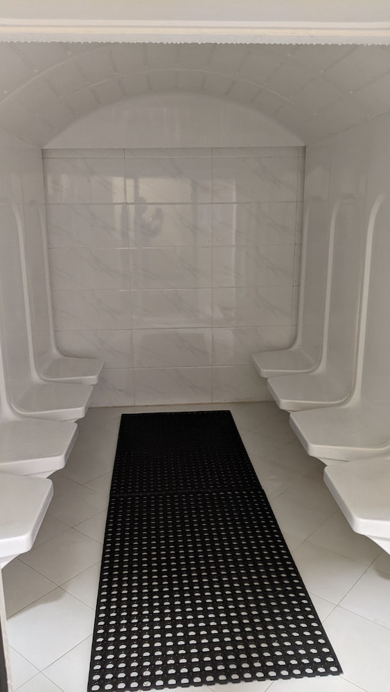 

Roma - Antananarivo - Atmosphère Hotel & spa