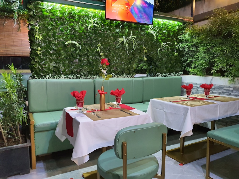 

Firenze - Antananarivo - Atmosphère Hotel & spa