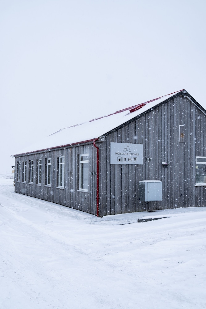 Hjarðarfell - HOTEL SNAEFELLSNES formally Hotel Rjukandi