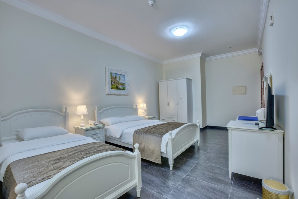 

Milano - Sharjah - Royal Hotel