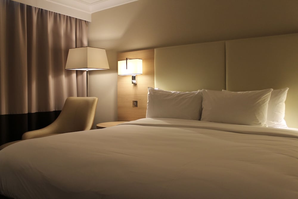 

Roma - West Drayton - Renaissance London Heathrow Hotel