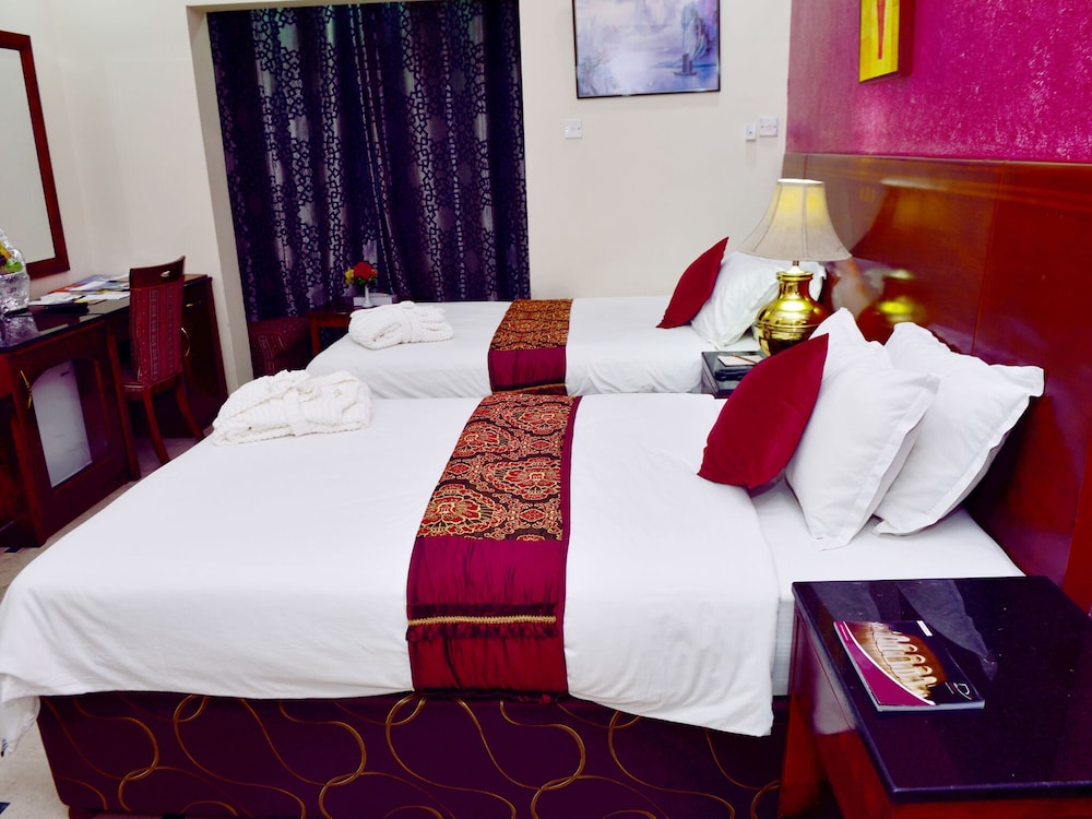 

Roma - Seeb - Al Bahjah Hotel