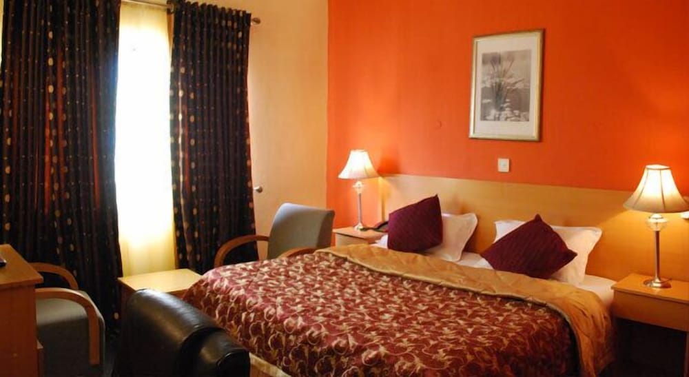 

Verona - Abuja - Citilodge Abuja