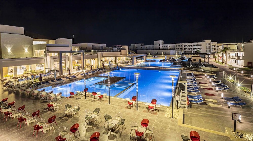 

Torino - Soma Bay - Amarina Abu Soma Resort & Aquapark