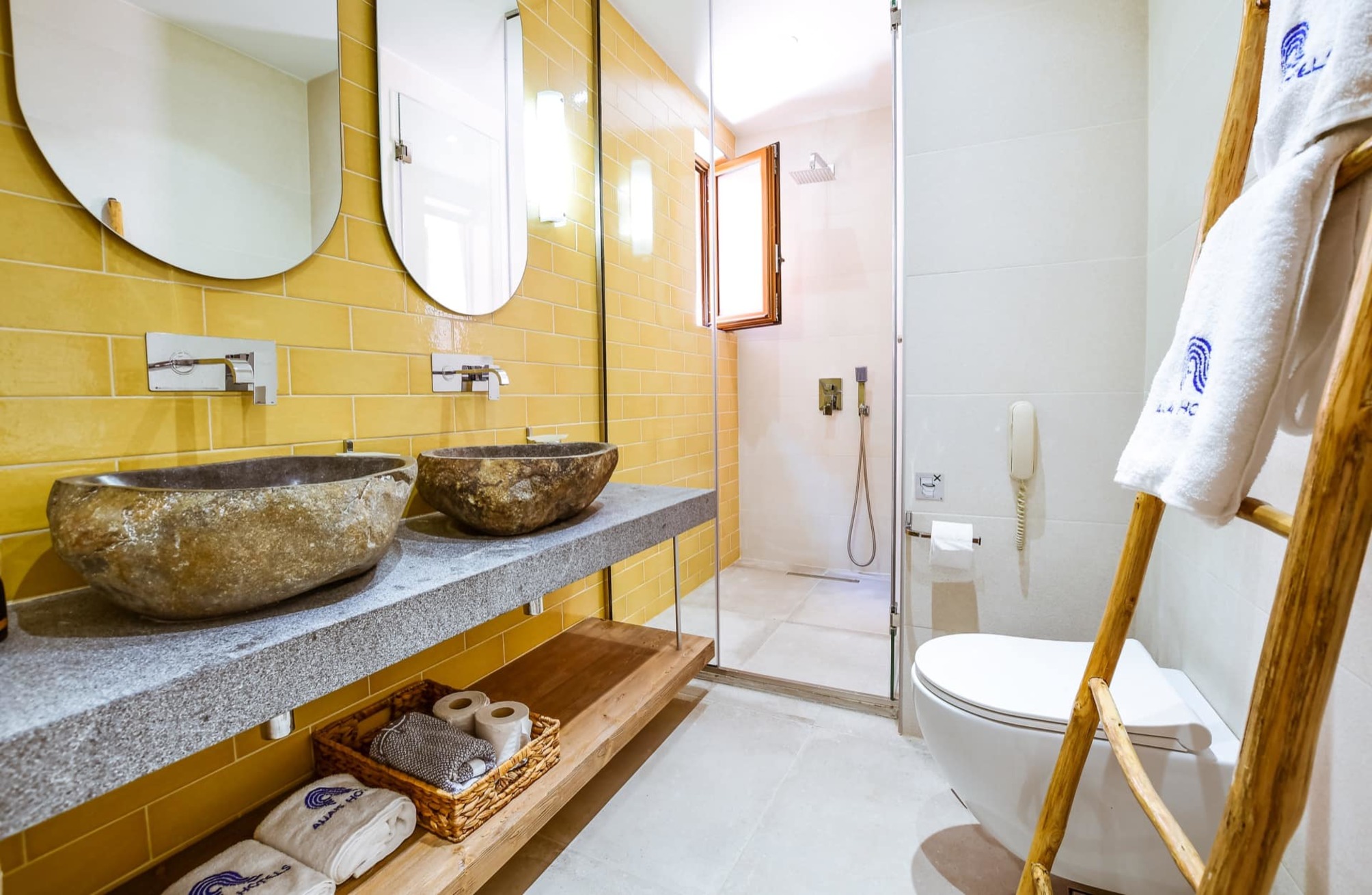 

Verona - Soúda - Anais Collection Hotels & Suites