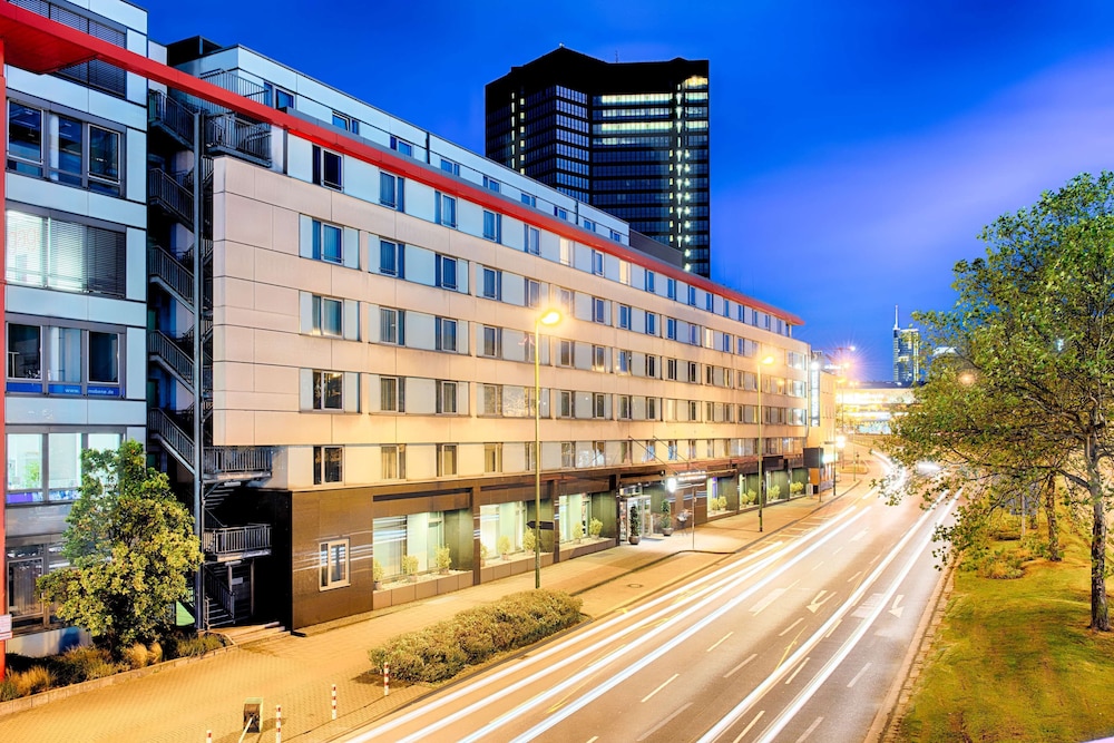 

Milano - Gelsenkirchen - Ramada by Wyndham Essen