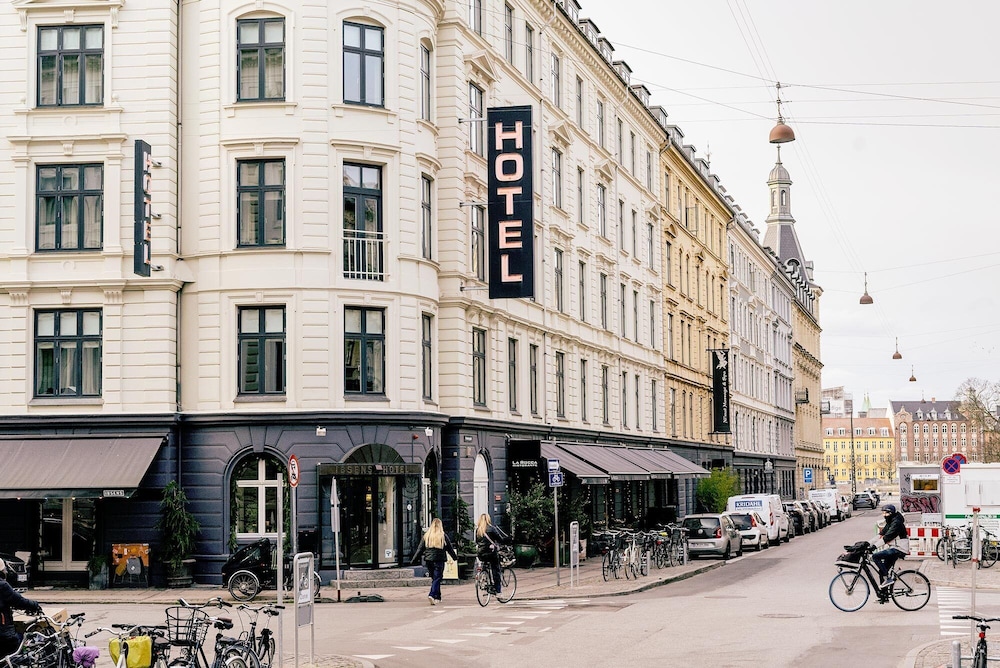 

Pisa - Copenhagen - Ibsens Hotel