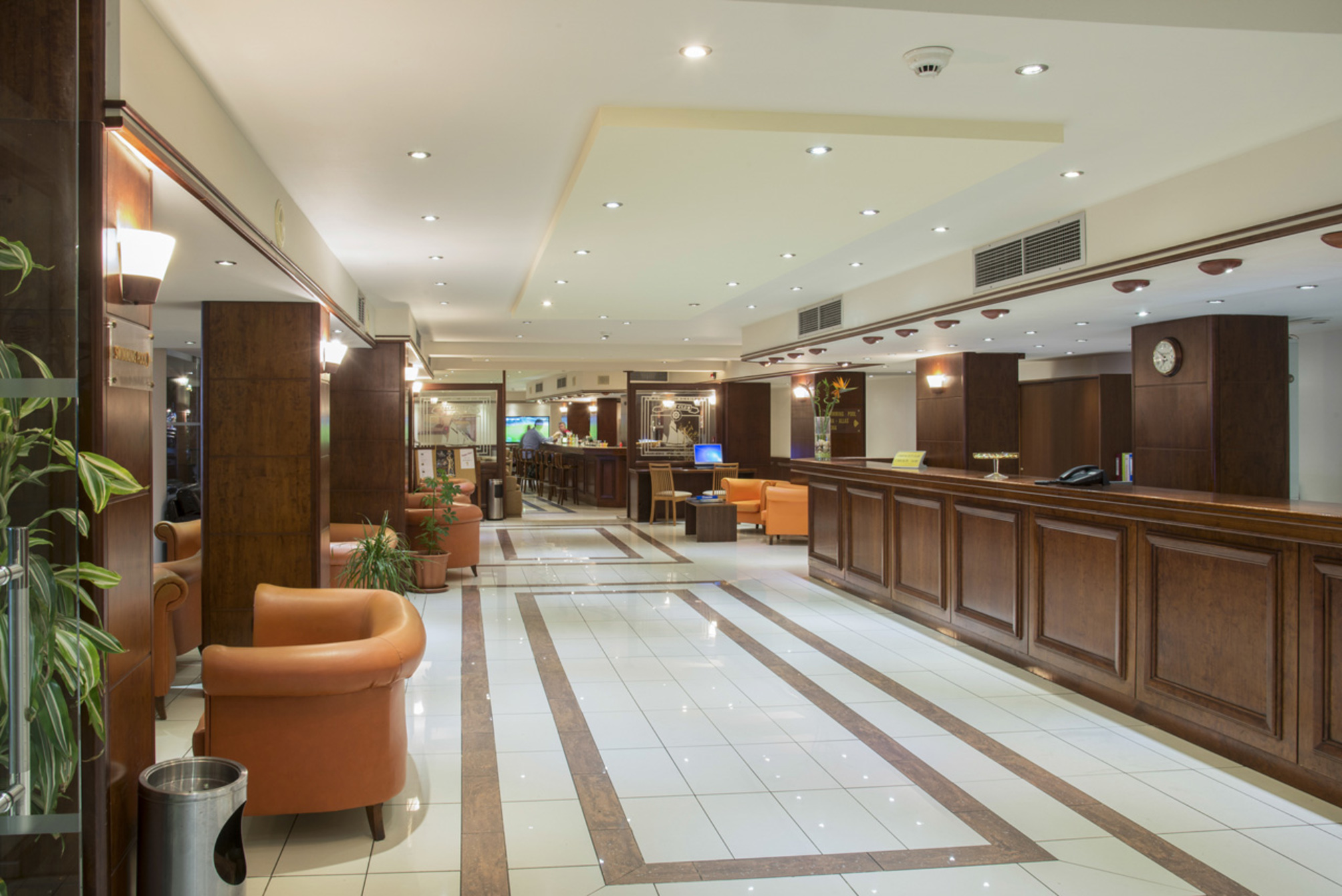 

Venezia - Koskinou - Manousos City Hotel