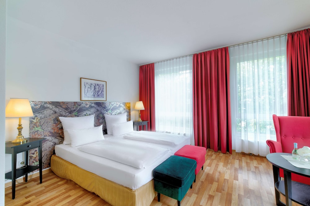 

Lamezia Terme - Berlino - Hotel Am Schloss Köpenick Berlin By Golden Tulip