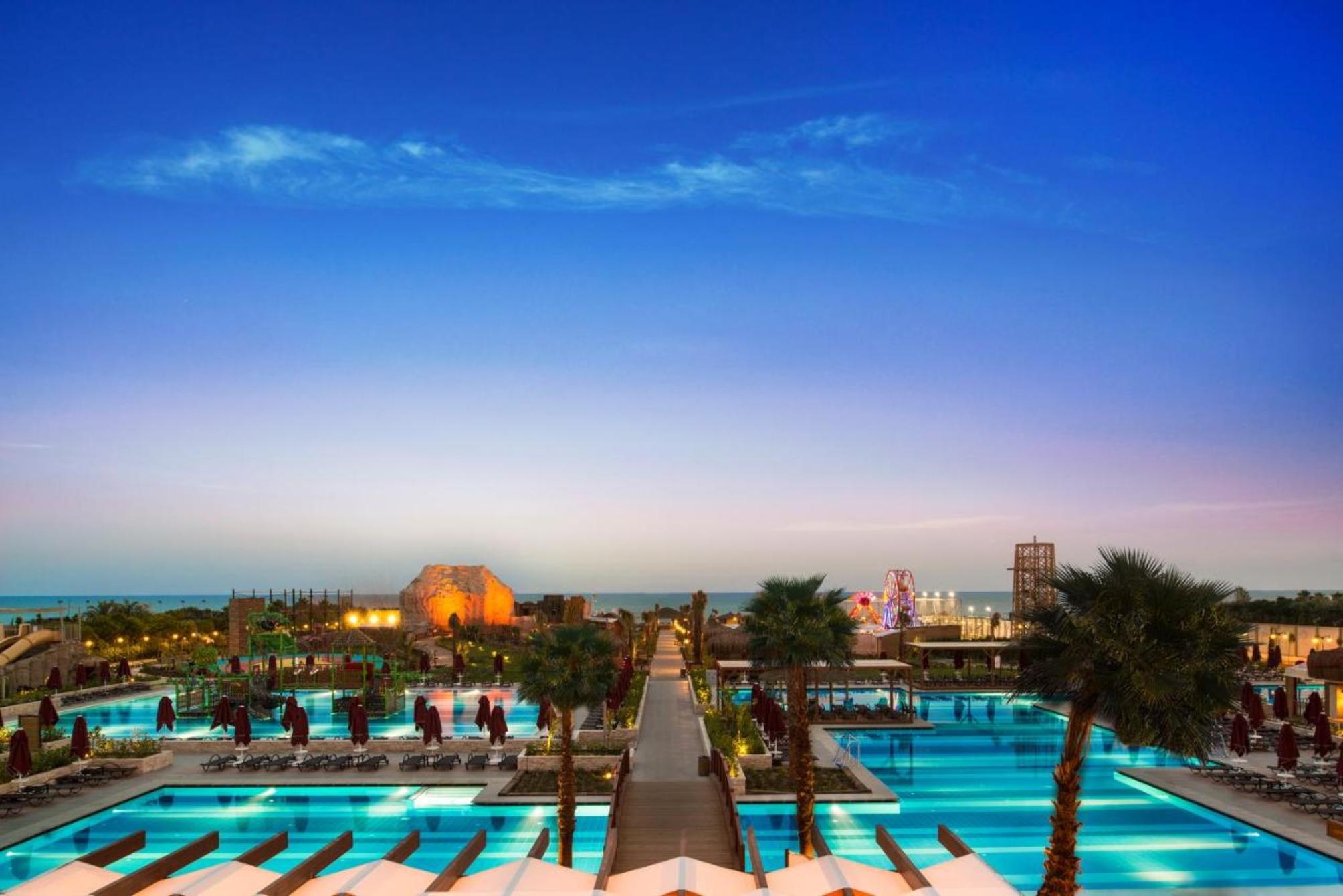 

Napoli - Antalya - Aska Lara Resort & Spa Hotel