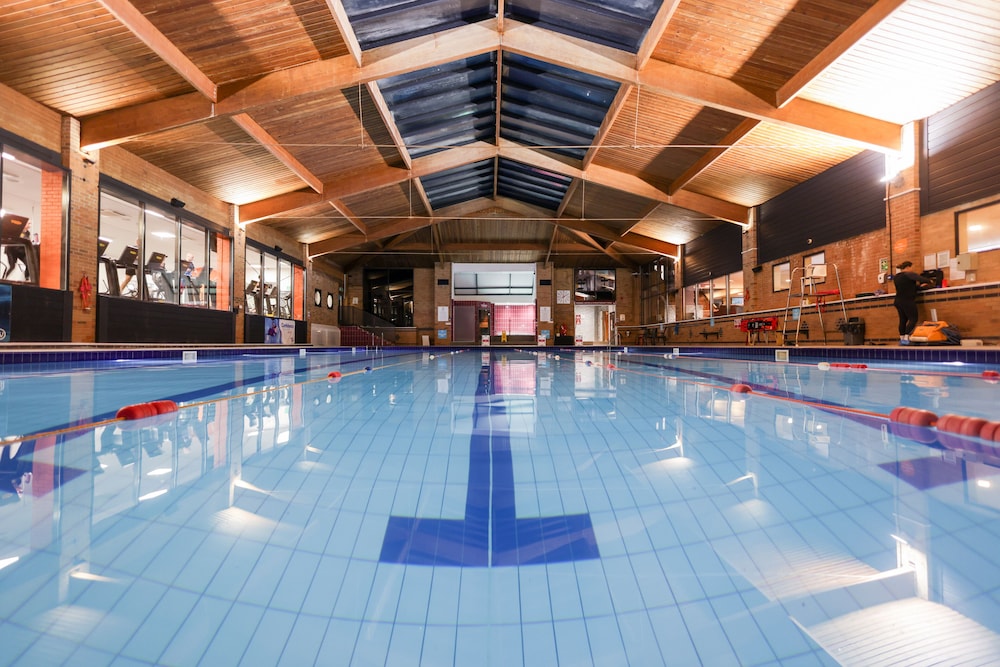

Roma - Manchester Airport - The Waterside Hotel and Leisure Club
