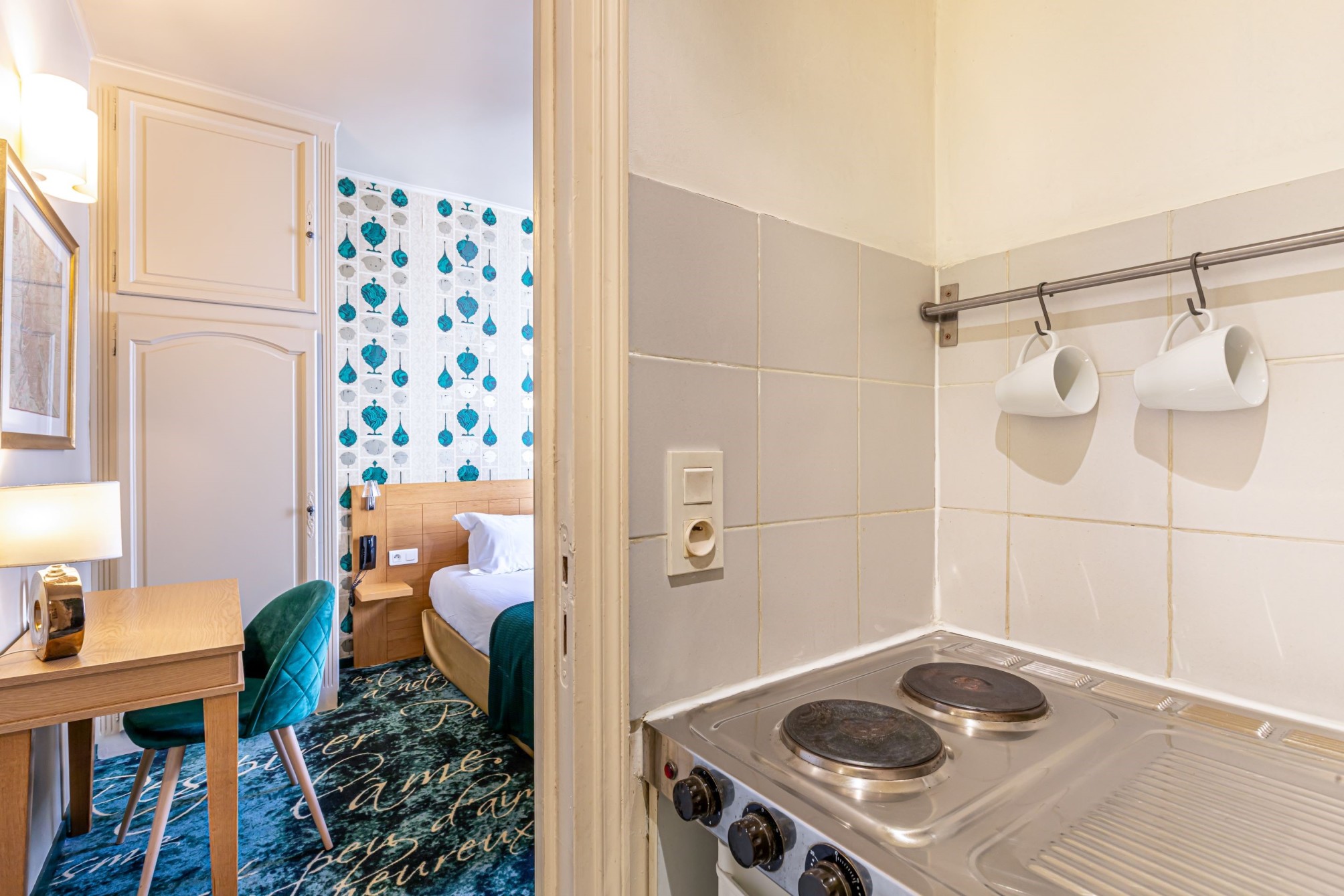 

Pisa - Levallois-Perret - Hotel Romance Malesherbes by Patrick Hayat
