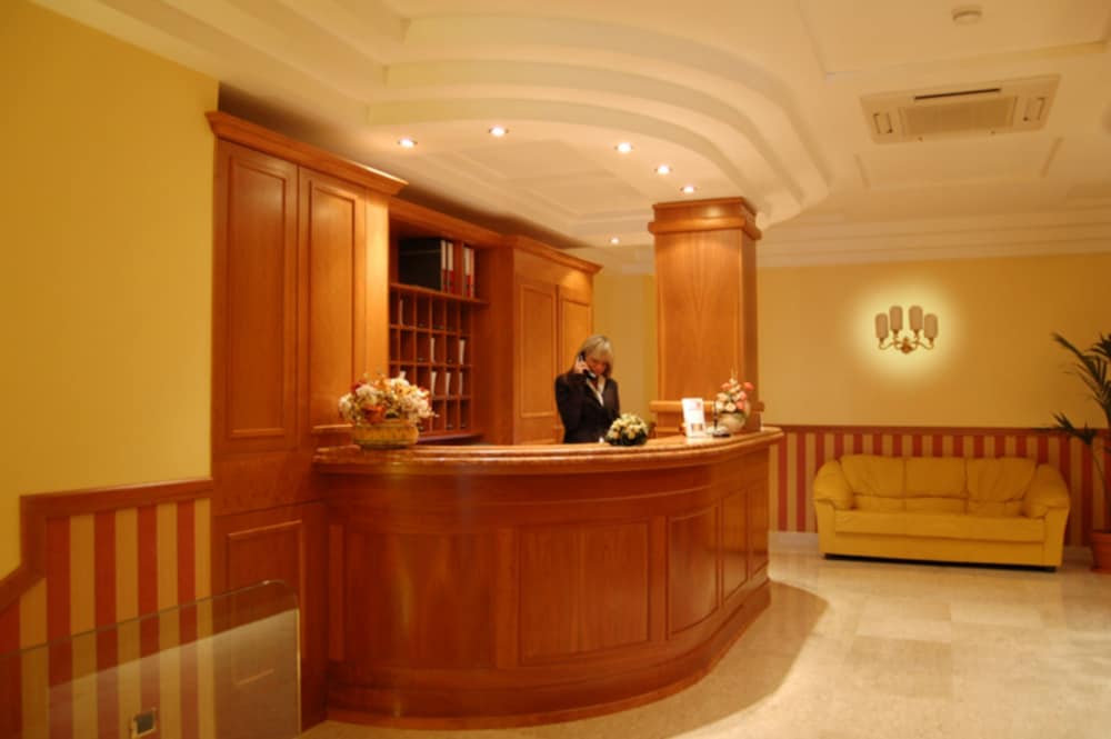 

Venezia - Napoli - Hotel Joyfull