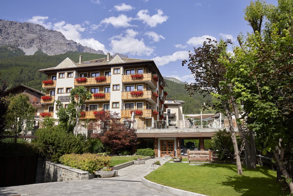 

Bari - Alta Valtellina, Montagna Italia - Hotel Rezia