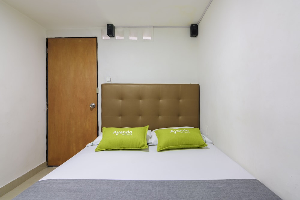 

Roma - Medellin - Hotel Colombia Avenida