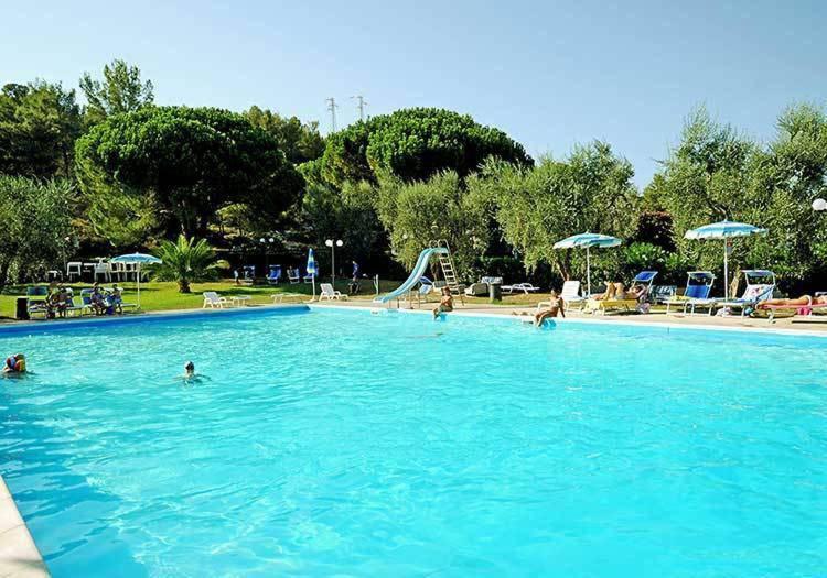 

Milano - Peschici - Hotel Mira