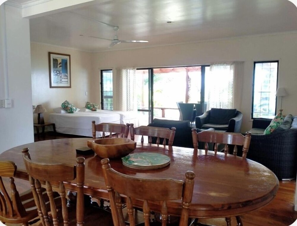 

Milano - Rarotonga - Raina Holiday Accommodation