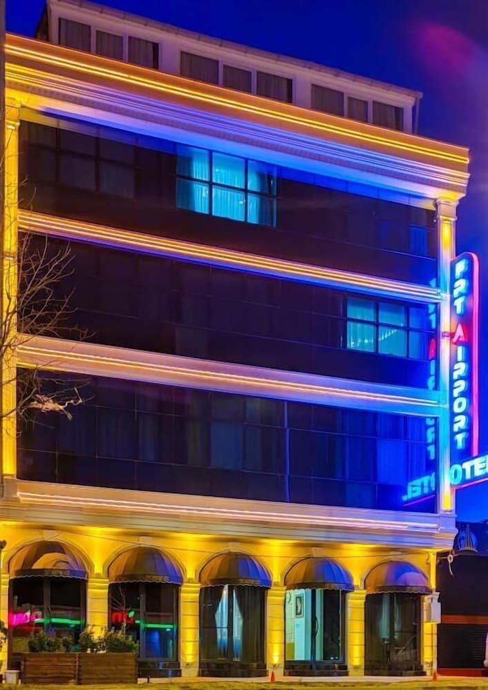 

Milano - Istanbul, New Airport - FRT AİRPORT OTEL