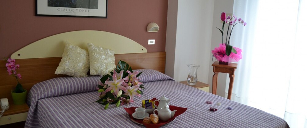 

Napoli - Rimini - Hotel Jasmine