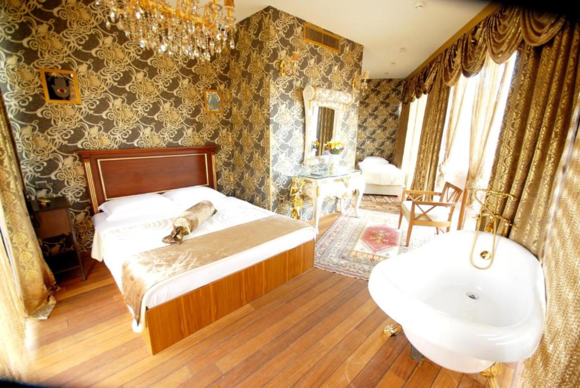 Double room, deluxe