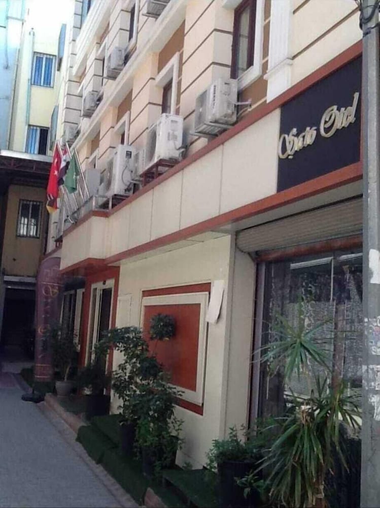 

Roma - Adana - Şato Otel