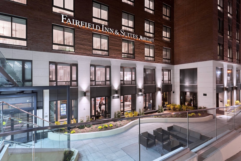 

Napoli - Secaucus - Fairfield Inn & Suites by Marriott New York Manhattan/Central Park