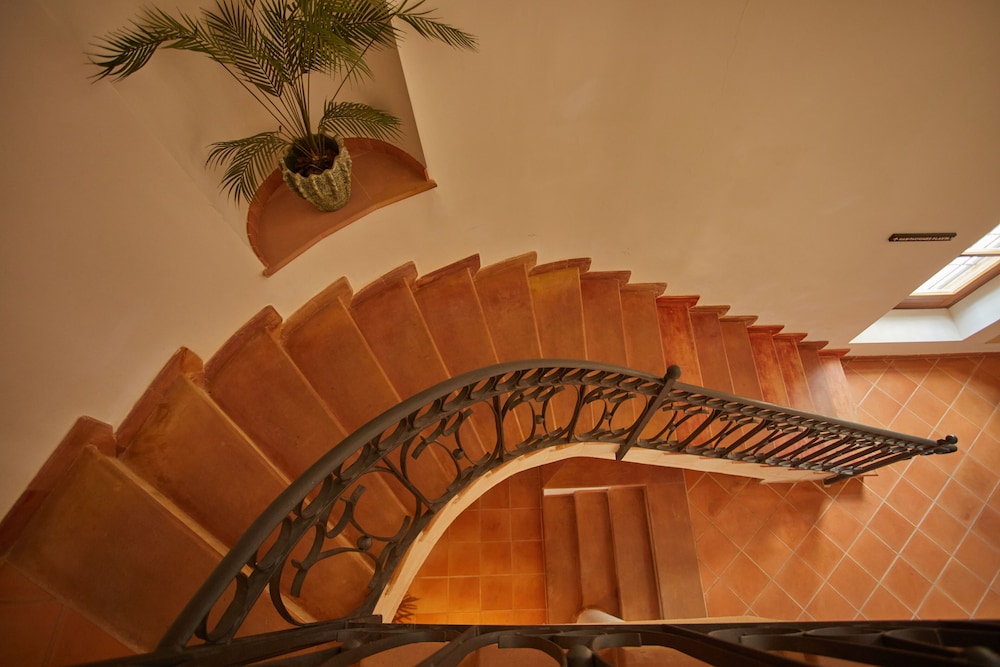 

Lamezia Terme - Llucmajor - Hotel Rural Es Riquers