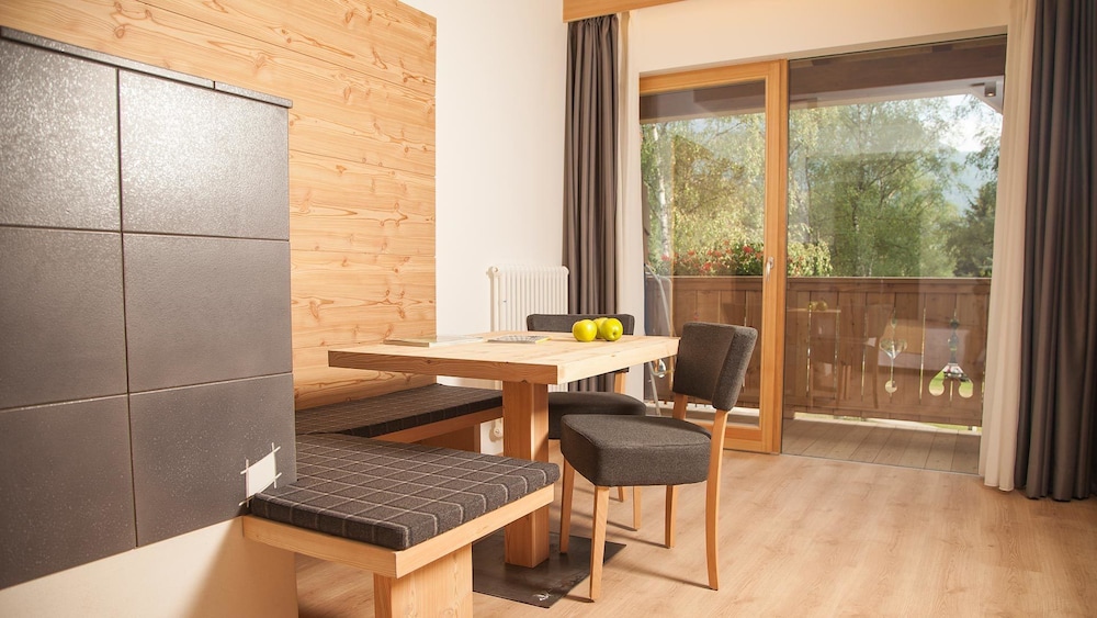 

Milano - Madonna di Campiglio - Hotel Europeo Alpine Charme & Wellness