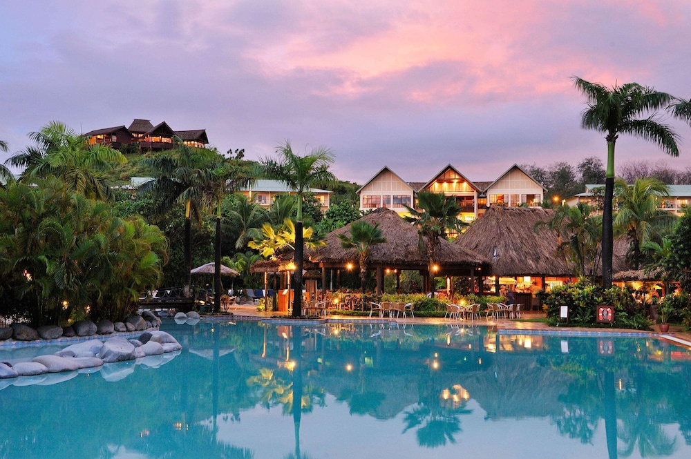 

Napoli - Korotongo - OUTRIGGER Fiji Beach Resort
