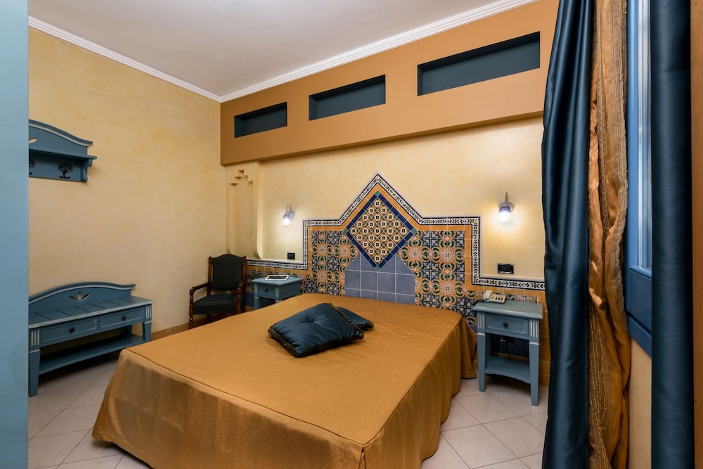 

Cuneo - San Vito Lo Capo - Hotel Ristorante Mediterraneo Faro