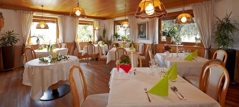 

Brindisi - Merano - B&B Hotel Mair am Turm