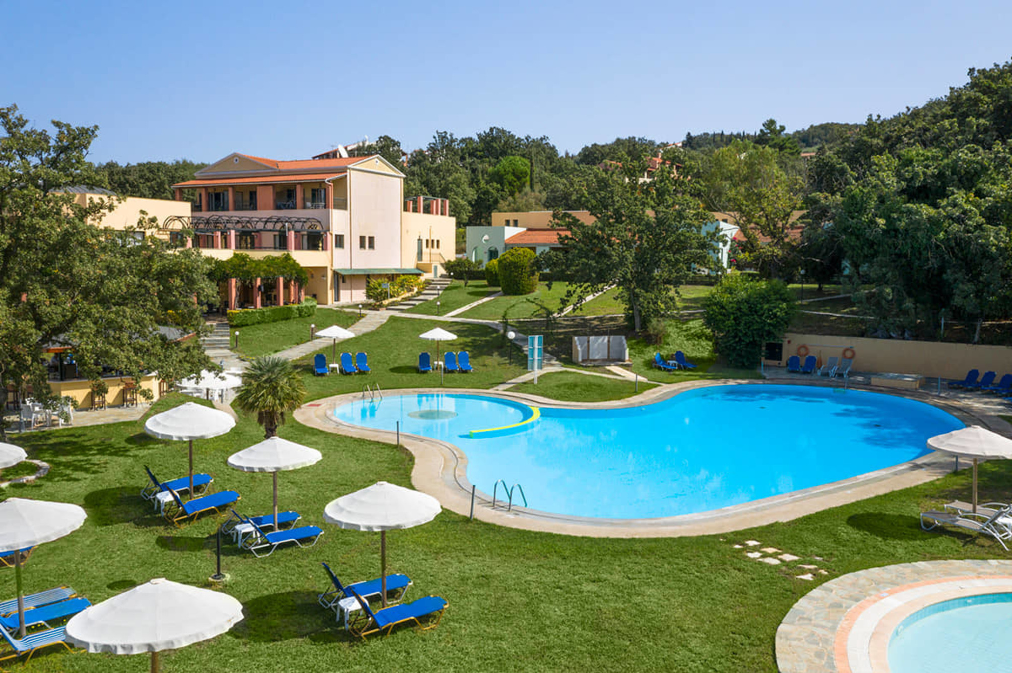 

Milano - Karousádes - Century Resort