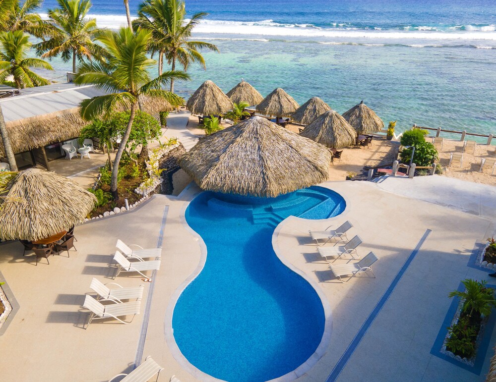 

Milano - Rarotonga - Club Raro Resort- Adults Only