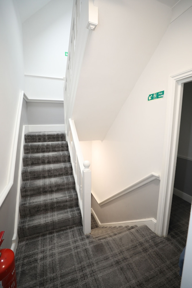 

Roma - Edgware - Golders Park Hotel