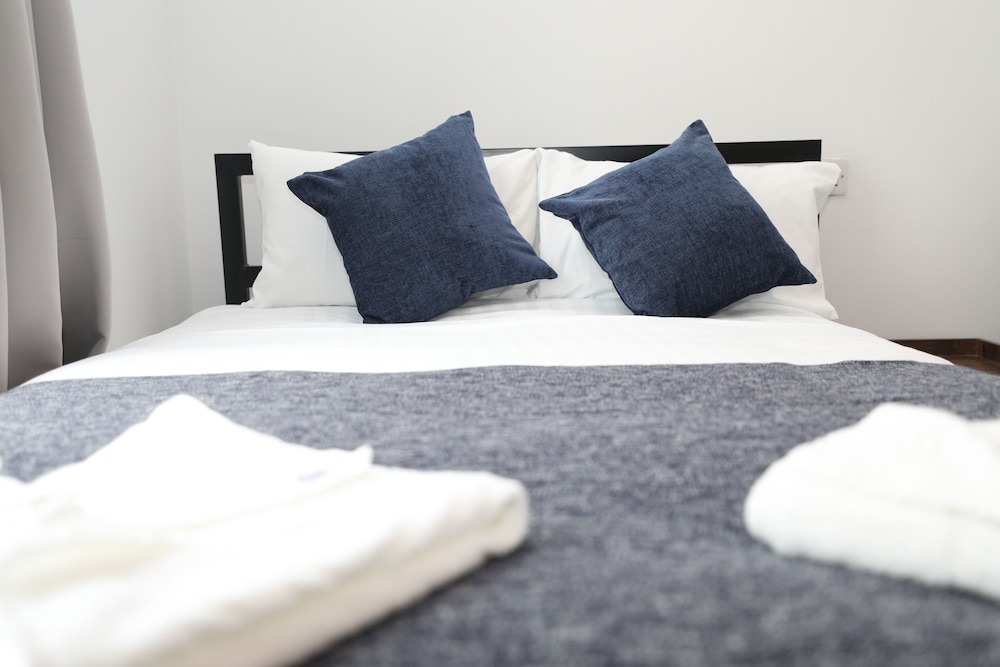 

Pisa - Londra - Golders Park Hotel